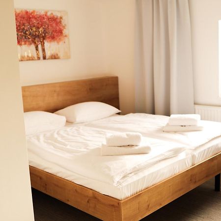 Golden Golem Hotel & Spa براغ المظهر الخارجي الصورة