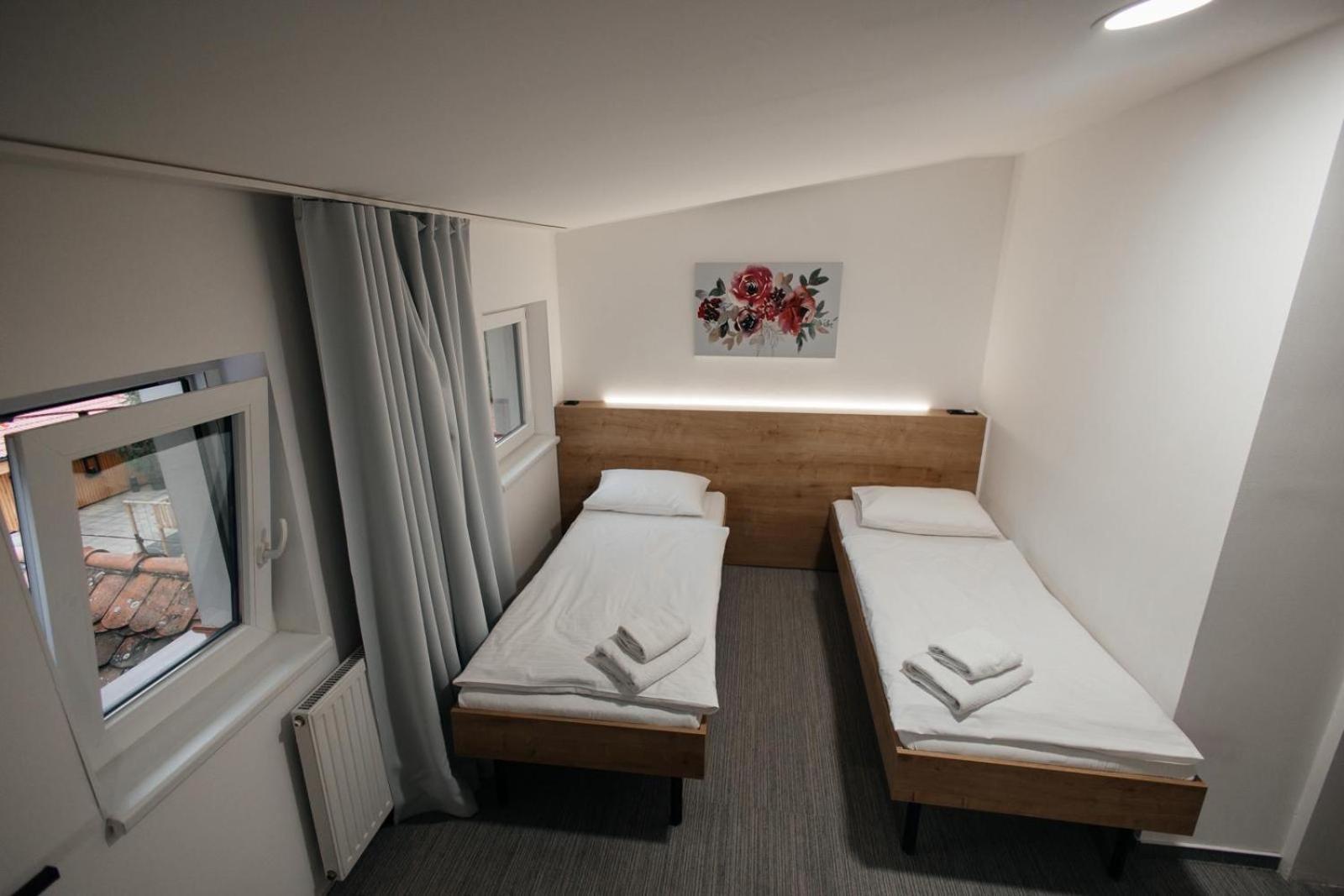 Golden Golem Hotel & Spa براغ المظهر الخارجي الصورة