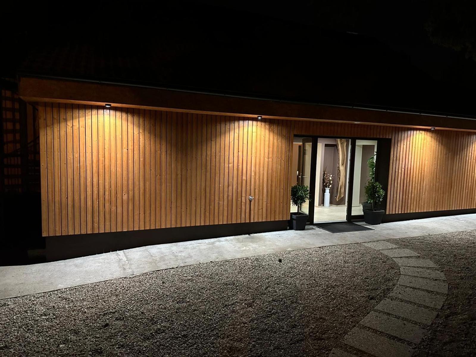 Golden Golem Hotel & Spa براغ المظهر الخارجي الصورة