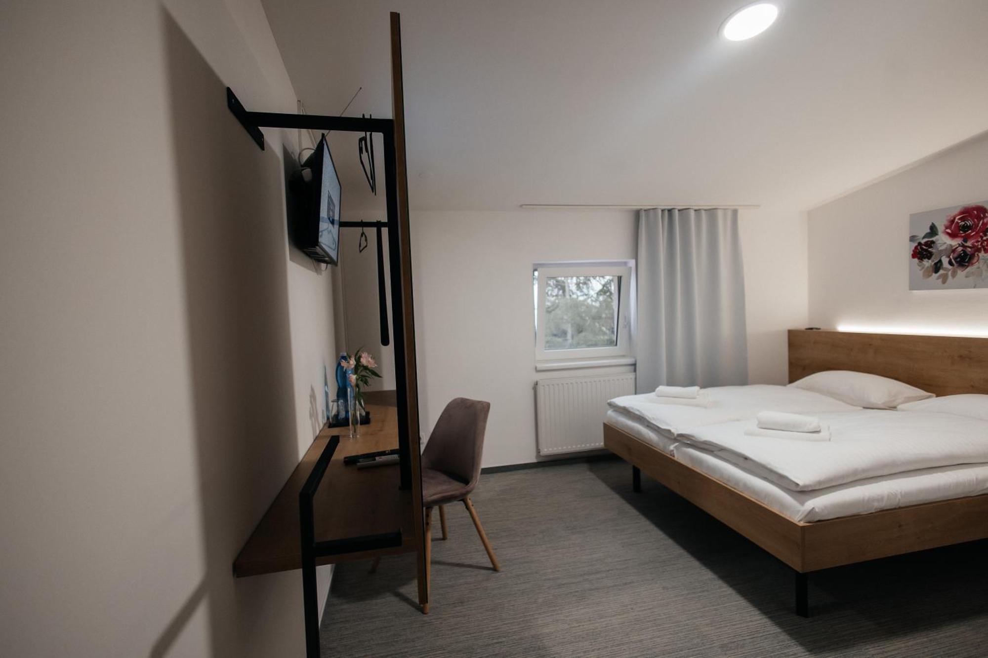 Golden Golem Hotel & Spa براغ المظهر الخارجي الصورة